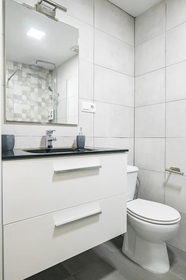 Mediterraneo Apartment Málaga Esterno foto